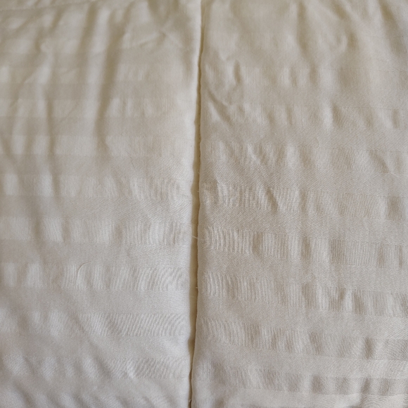 Cuddledown Damask Stripe Down Comforter King - Picture 6 of 7